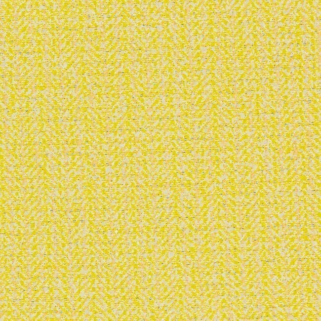 Very light yellow tweed, almost cream, with white threads. Soft and homogeneous pattern.