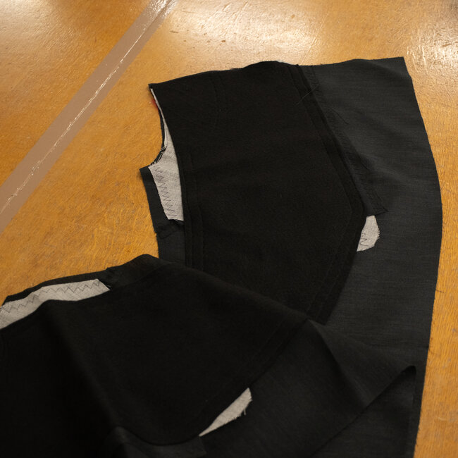 Pre-assembled full canvas black for jacket T05