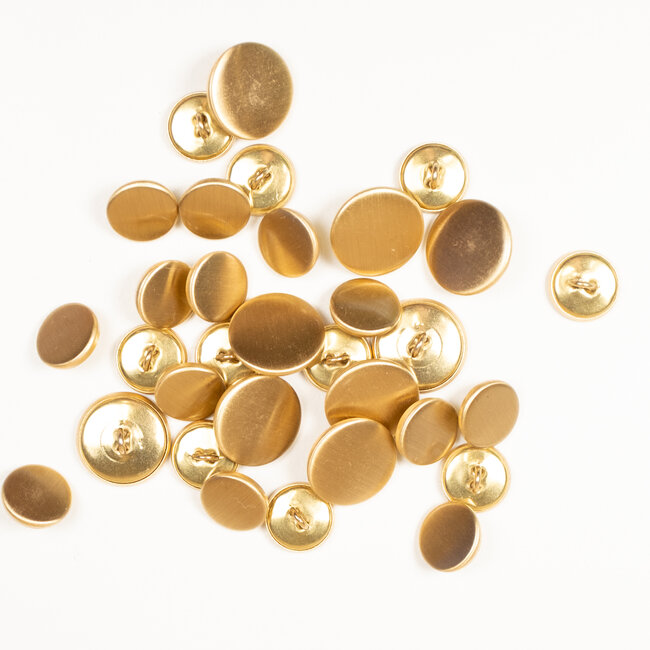15mm blazer buttons, brushed gold-tone finish