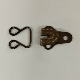 Trouser hook 2 parts to sew Brass color
