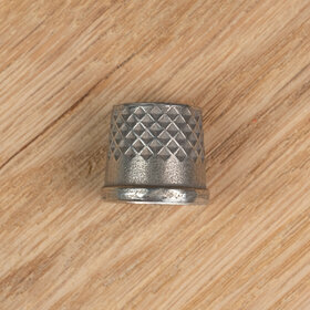 13.5 mm (D) White bronze dice
