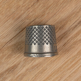 Tailor's thimble 18 mm (M) - White bronze
