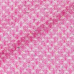 Powder pink and beige tweed made with exclusive fibres for a luxurious finish.