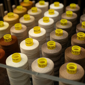 Mara 100 thread Gutermann "9"